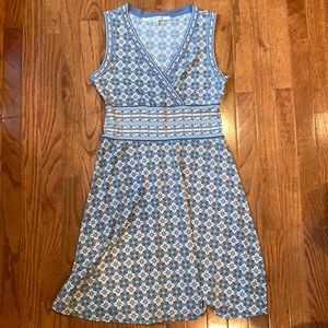 Max studio dress small